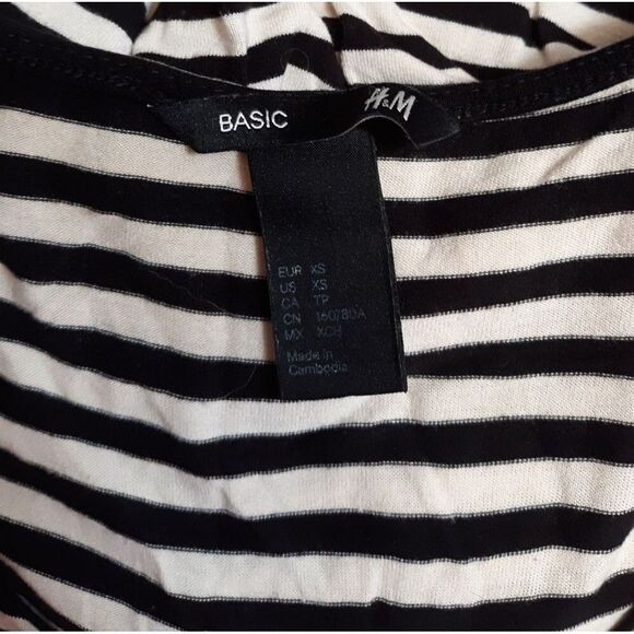 H&M Basic black and white striped dress - Picture 2 of 4